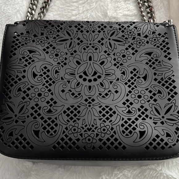 Stella McCartney Falabella laser cut cross body bag - Picture 4 of 7